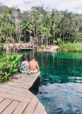 Cenote Azul: Gizemli ve Serinletici Bir Şişme Havuz!