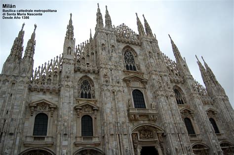  Piazza del Duomo! İtalya'nın Gizli Hazinesi Xanten'de